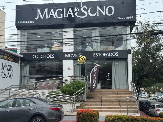 Excelente loja de esquina disponível para locação na Praia da Costa