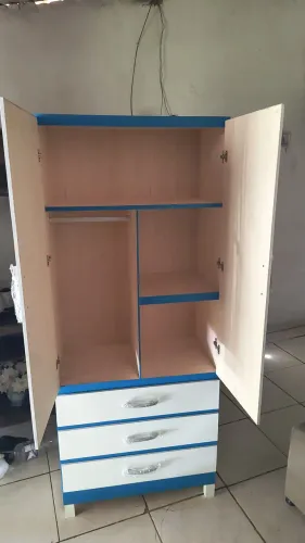Guarda roupa de solteiro direto de fabrica no bloco de madeira de 10 venha garanti o seu 
