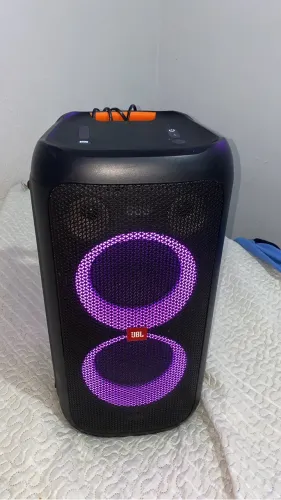 caixa de som JBL