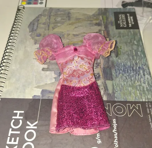 Vestido Corinne Barbie as Três Mosqueteiras