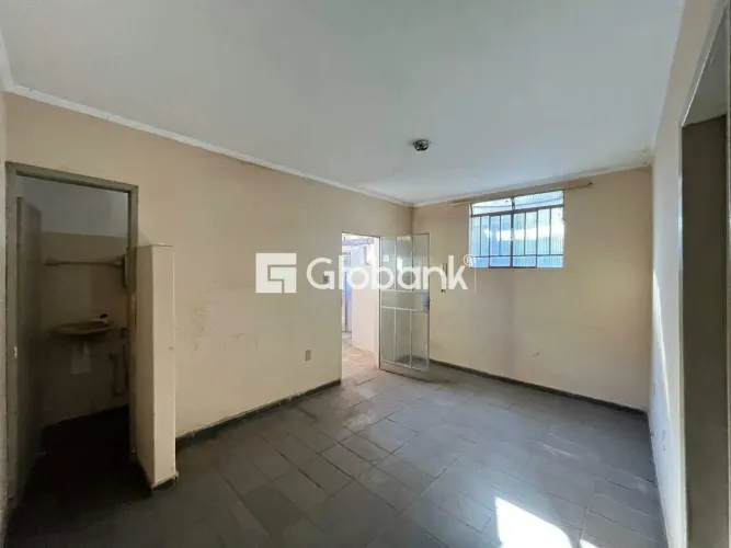 Apartamento 2 quartos para aluguel Centro 40m² Montes Claros MG