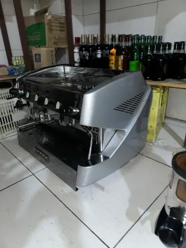 Máquina de café expresso