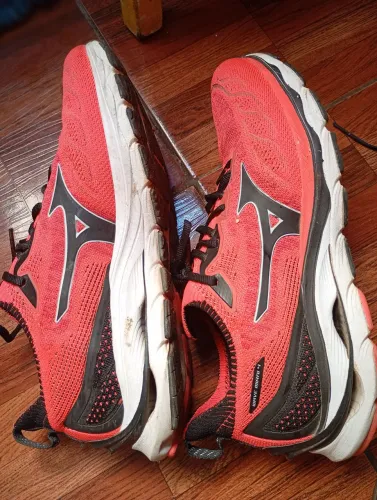 TÊNIS MIZUNO