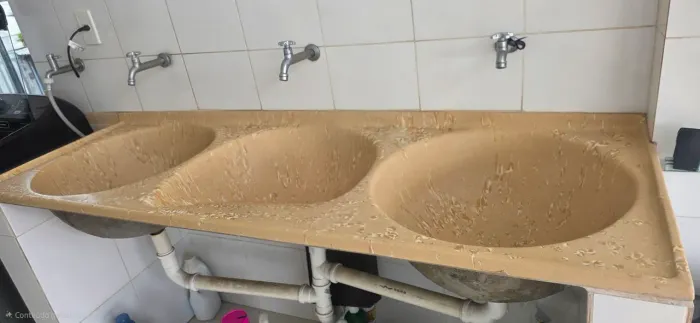 Tanque com três cubas