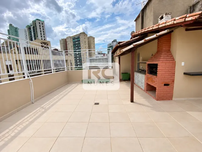 Cobertura com área de 175m², 03 quartos, 02 vagas, Bairro Luxemburgo, Belo Horizonte/MG.