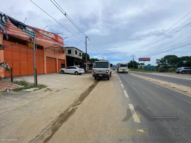 Galpão para Locação em Nova Iguaçu, Km 32, 4 banheiros