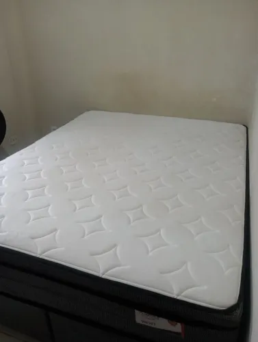 Cama box casal Queen Plumatex