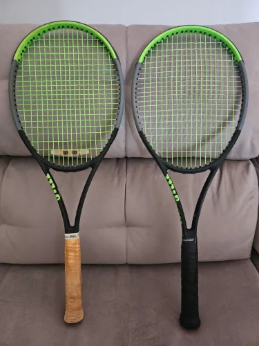 Par de raquetes Wilson Blade v7 18x20 98cm 