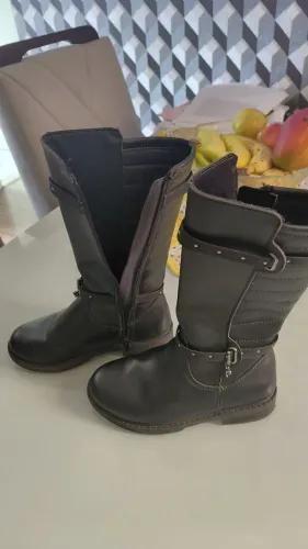 Bota Infantil Pampili pouco usada 29