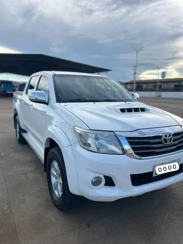 Toyota Hilux CD SRV D4-d 4X4 3.0 TDI Diesel AUT 2013