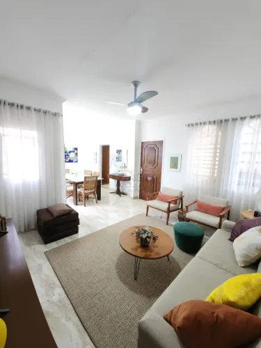 Casa de 181 m² com 03 quartos à venda - Jardim Irajá