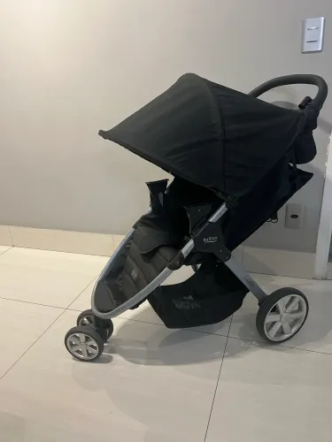 Carrinho Britax B-Agile + Bebê Conforto B-Safe + FlexFit car seat com Base