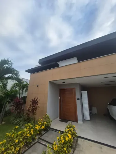 Condomínio Central Park 2 - Casa Térrea 3/4 com 2 suítes de 177 m², 2 vagas por 879.999