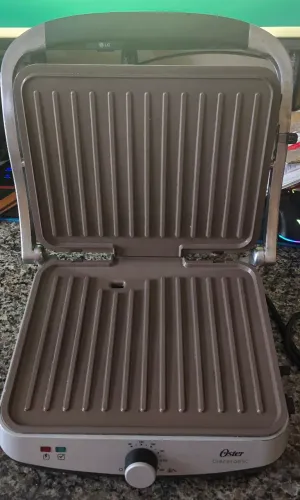 Grill Oster Bioceramic 2 em 1-127V<br>