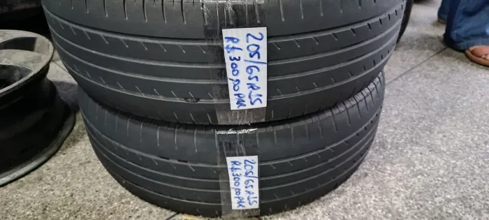 205/65 R 15 - Usados - Originais - GtRadial - Bom Estado ( Aceito cartões - Leia )