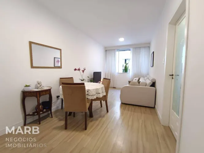 Apartamento com 2 dormitórios à venda, 72 m² por R$ 800.000,00 - Centro - Florianópolis/SC