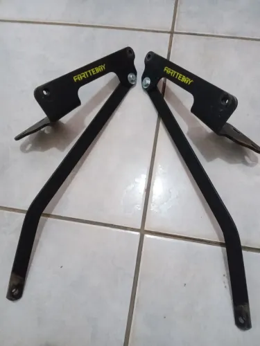 Suporte baú Motoboy twister 300f.
