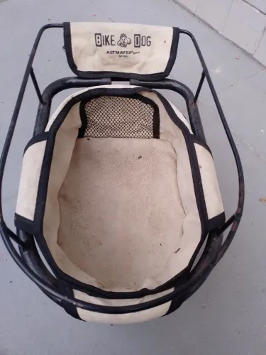 Cestinha de bicicleta para pet