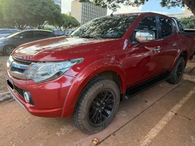 Mitsubishi L200 Triton Sport HPE-S 2.4 CD Dies. AUT 2019
