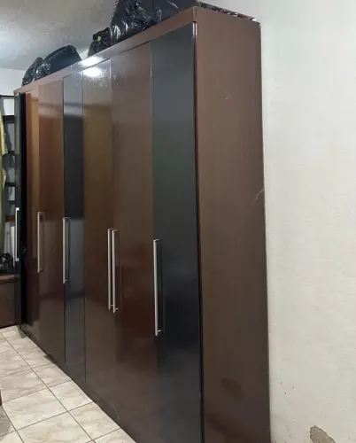 Guarda roupa usado 