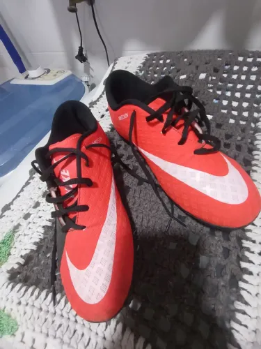 Chuteira Nike Tam 38