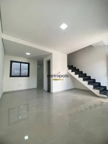 Sobrado com 2 dormitórios à venda, 77 m² por R$ 650.000,00 - Vila Metalúrgica - Santo Andr