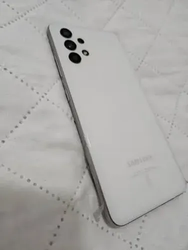 SAMSUNG A32