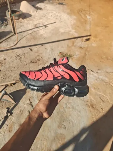 Air Max TN Plus Thermoreactive Red