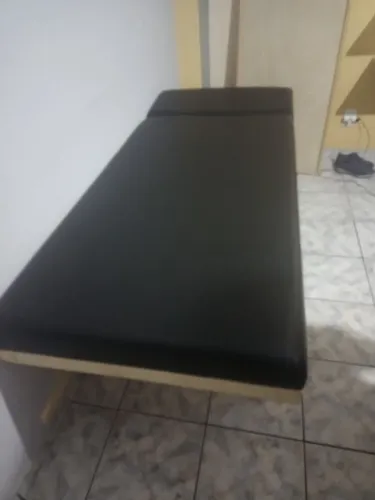 Maca para massagem com encosto reclinável 