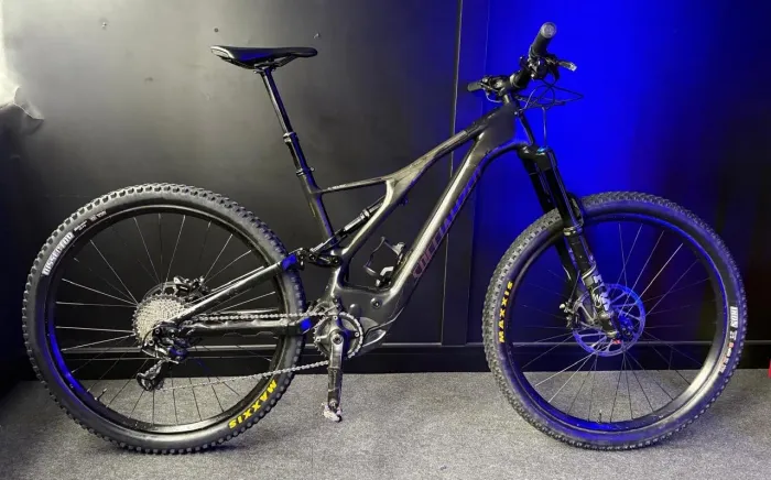 BICICLETA SPECIALIZED TURBO LEVO COMP CARBON G2