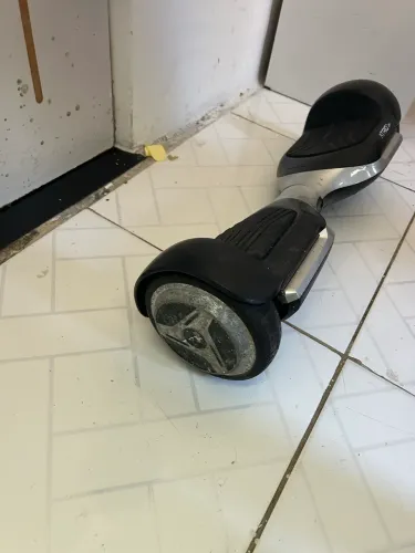Hoverboard Semi Novo em Ótimo Estado - Bateria Durando Muito!!!!