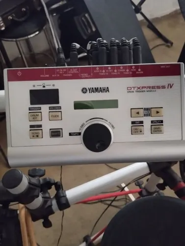 Bateria eletrônica yamaha