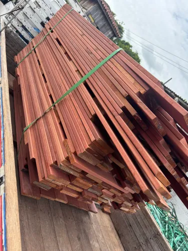 Madeira maçaranduba e guariúba deck