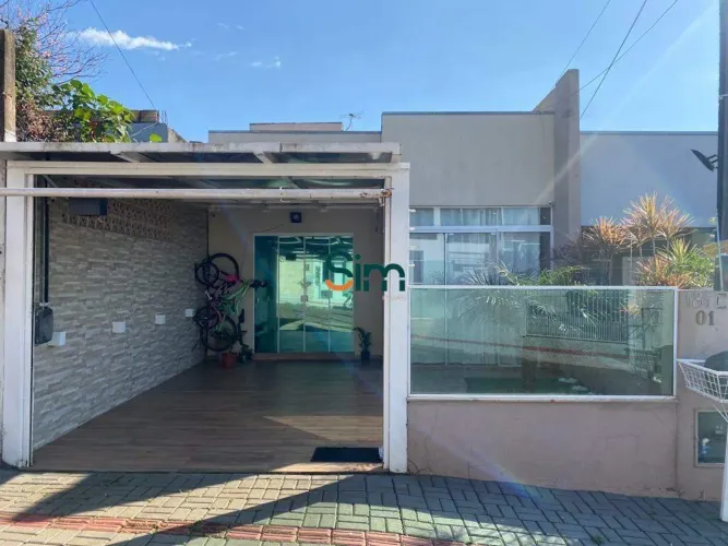 Casa para aluguel 3 dormitórios (1 suíte) com ar-condicionado na EFAPI Chapecó/SC