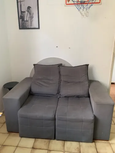 Sofá Retrátil Pequeno Casal Cinza
