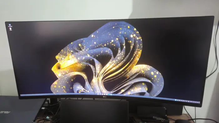Monitor LG 34" UltraWide - 2 Anos de Uso (Preço Especial)