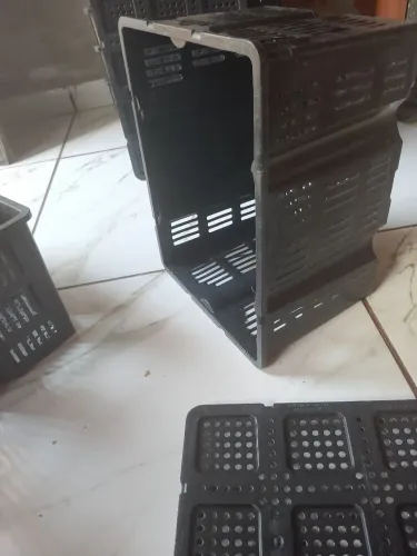 Vendo mini caixas organizadoras , tamanho 30cm por 40cm 22cm de profundidade 