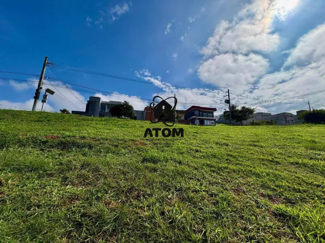 Lote no condomínio Cataguá Way Norte