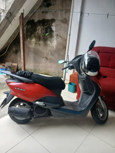 Moto Honda Lead Scooter Automática ótima para dia a dia