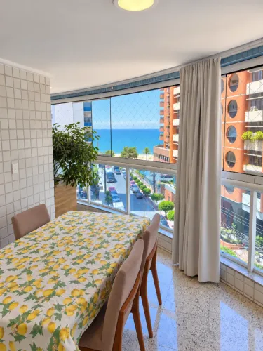 ALUGO APARTAMENTO NA PRAIA DA COSTA | VISTA PARA O MAR + AMPLA VARANDA GOURMET