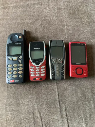 Para colecionadores. Nokia 5120, 8260, 7250i