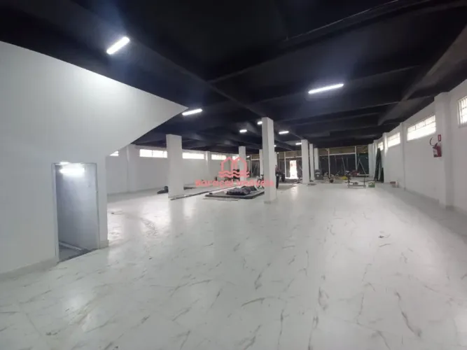 Salão para alugar, 450 m² - Vila Tupi - Praia Grande/SP já reformado