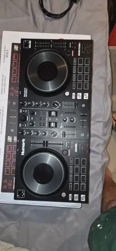 Numark mixtrak platinum