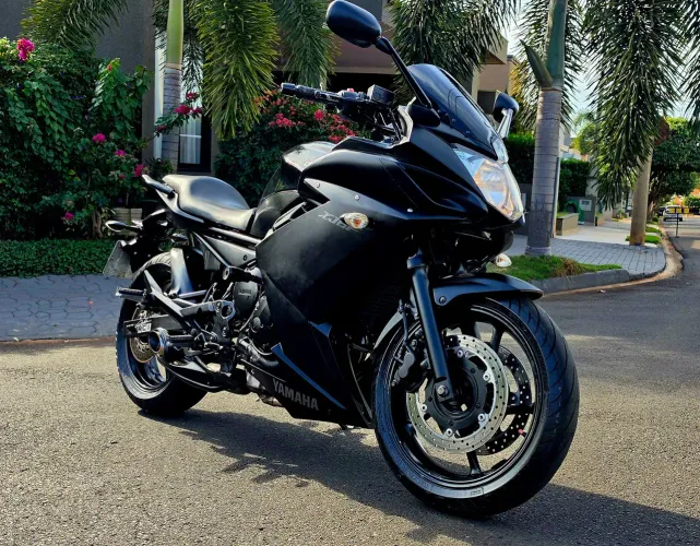 XJ6 F 2013 ZERA