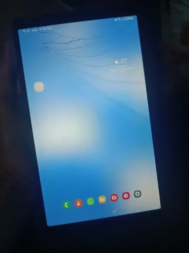 Samsung Tab A7 Lite SM-T225 - 32gb - Tela trincada