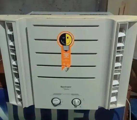 Ar de Janela 7500 BTUS 