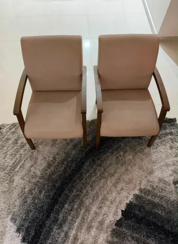 Conjunto com 2 Poltronas