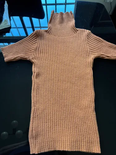 Blusa de tricô gola alta