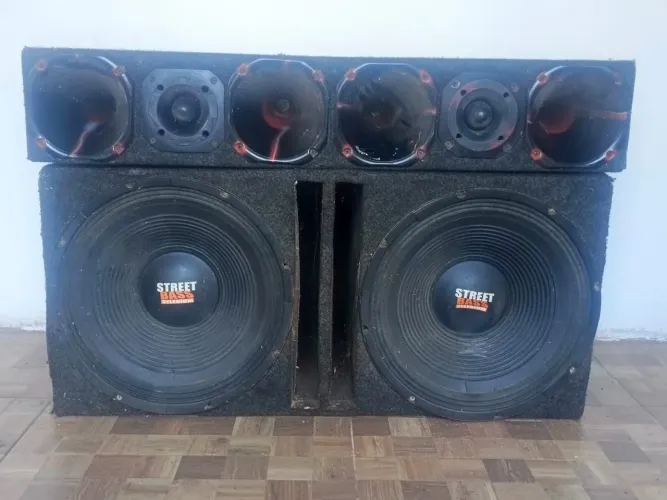 alto falante woofer 25+corneta+amplificador