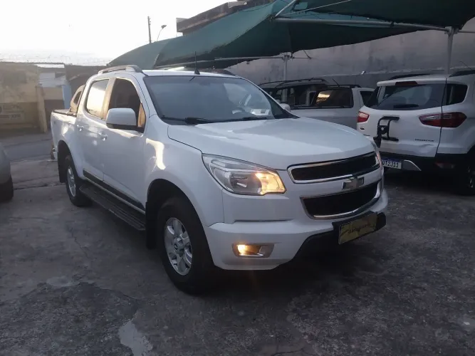 Chevrolet S10 Pick-up LT 2.8 TDI 4X4 CD Diesel AUT 2013